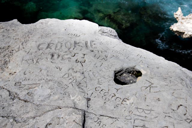 Gravure rupestre, moderne